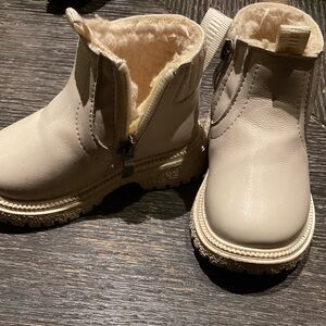 Kids Beige Cozy-Lined Winter Boots